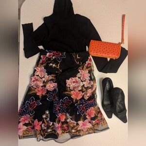 eci New York Floral Embroidered Tulle A-Line Midi Skirt in Like New Condition